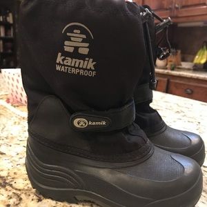 Boys Kamik waterproof winter boots